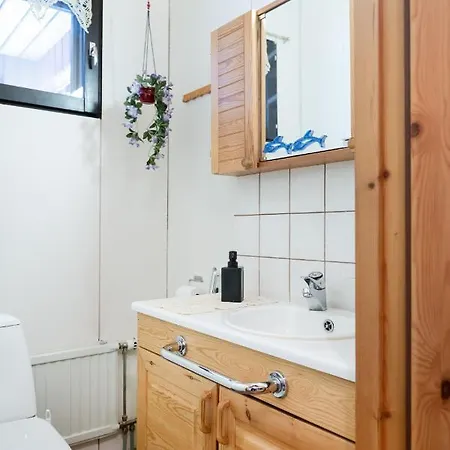 Lepikko - Helppoa Majoitusta, Easy *